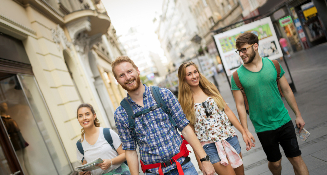 visite avec ses coll&egrave;gues
