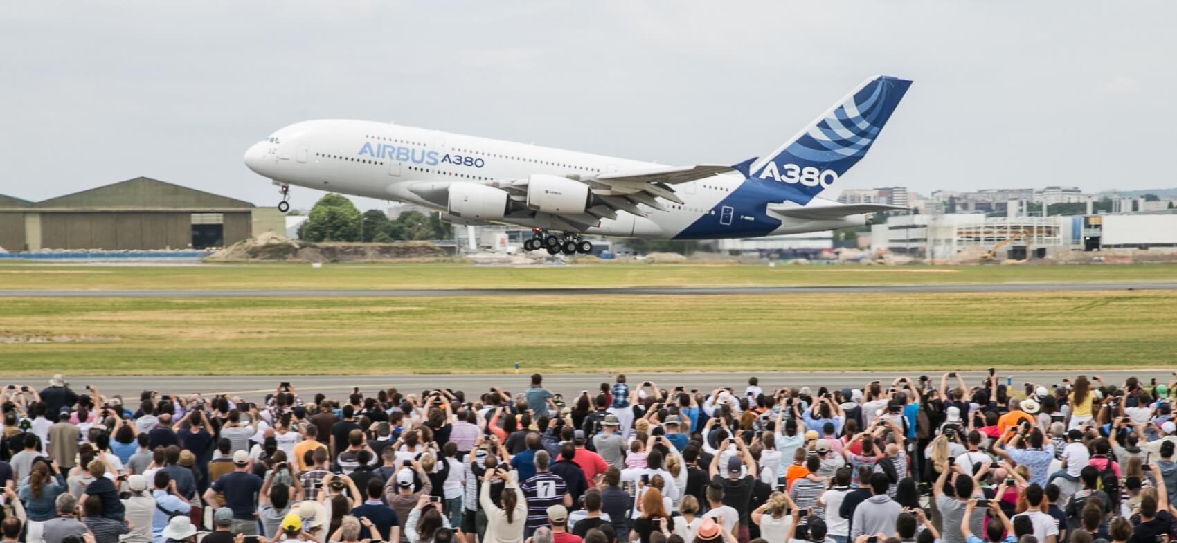 Salon du Bourget ou journée libre à Paris