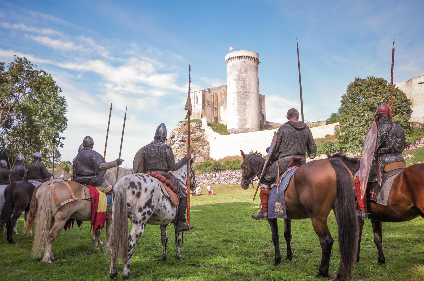 L'accès aux Médiévales de Falaise