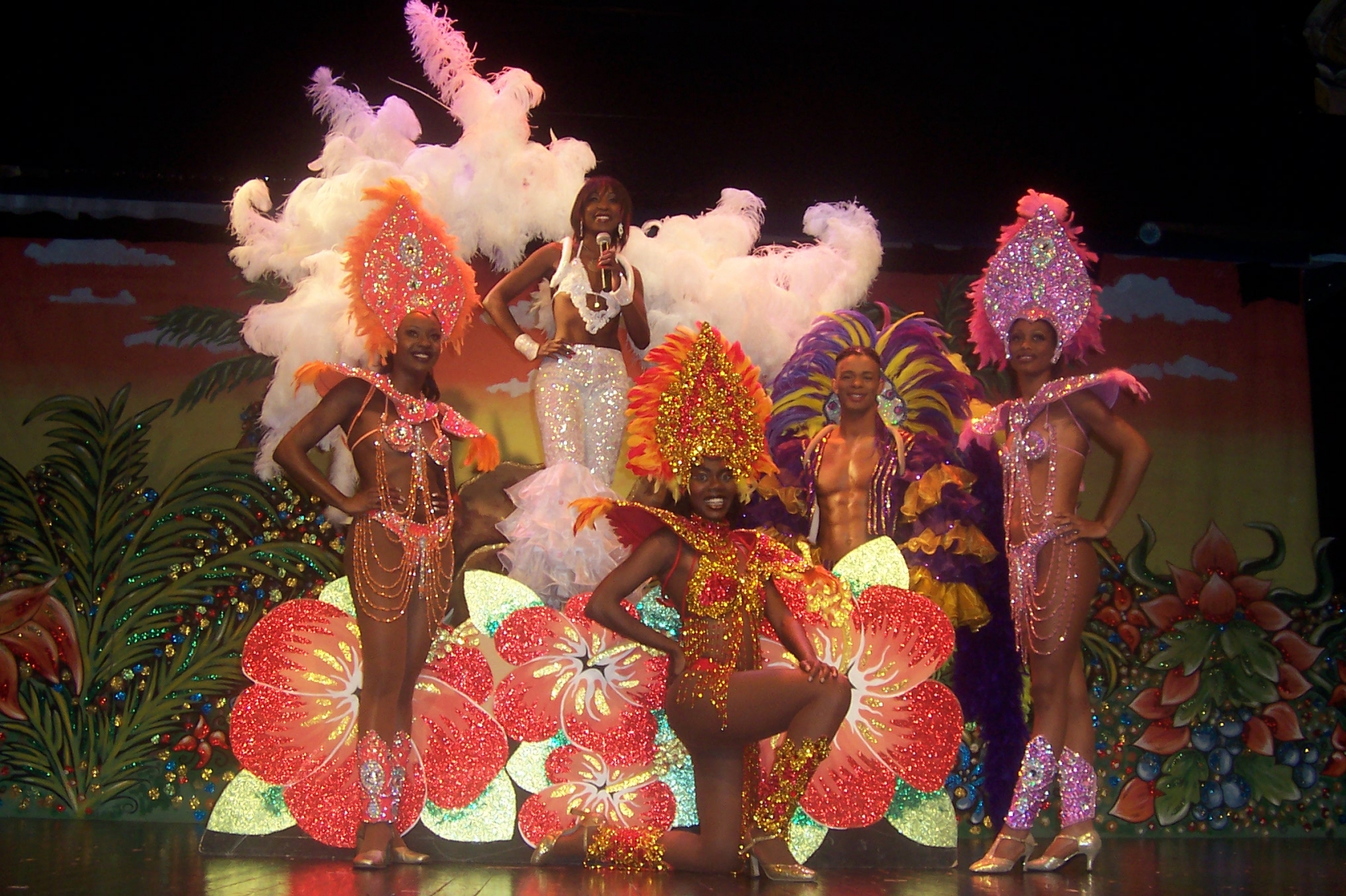 REVEILLON DU NOUVEL AN au Cabaret l'Ange Bleu et Séjour Bordelais