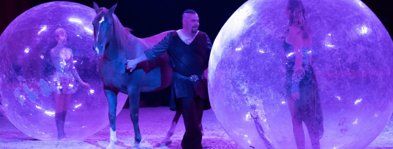 Spectacle Equestre du Cabaret OrstellA
