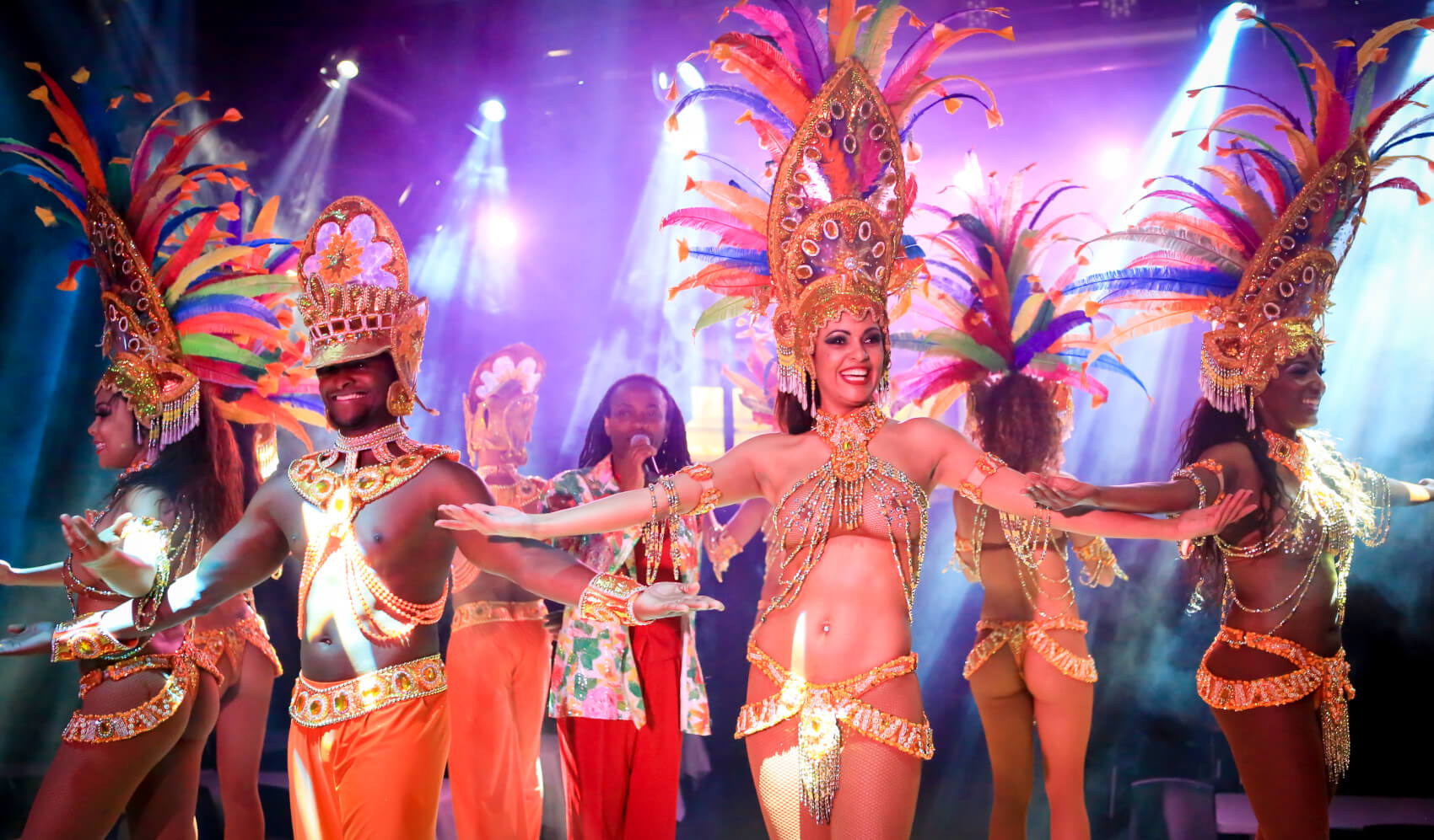 DINER SPECTACLE au CABARET