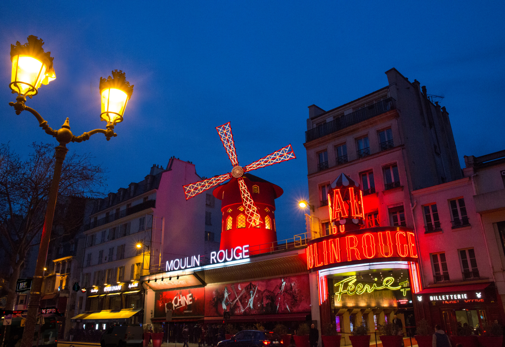 Moulin Rouge et Illuminations de Paris