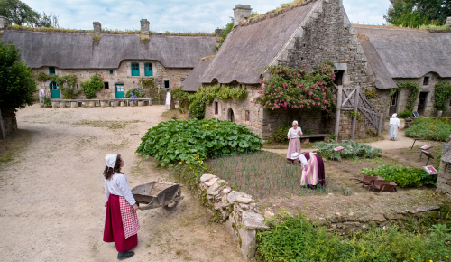 Voyage dans le temps au village de Poul-Fétan